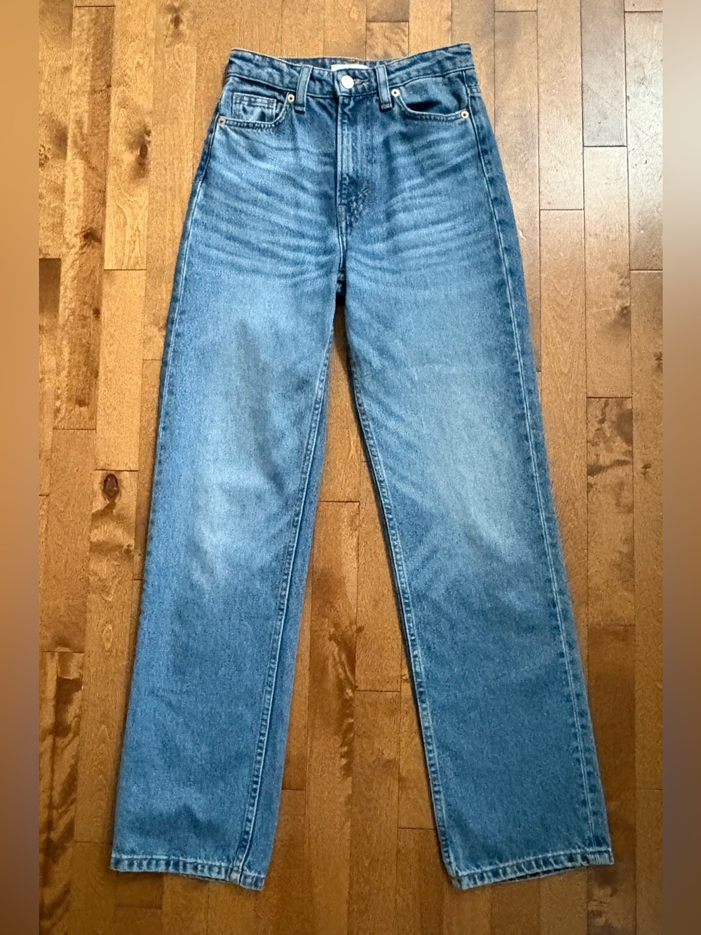 H&M High Waist Straight Leg Jeans Medium Blue Wash | Size US 2 / EUR 34